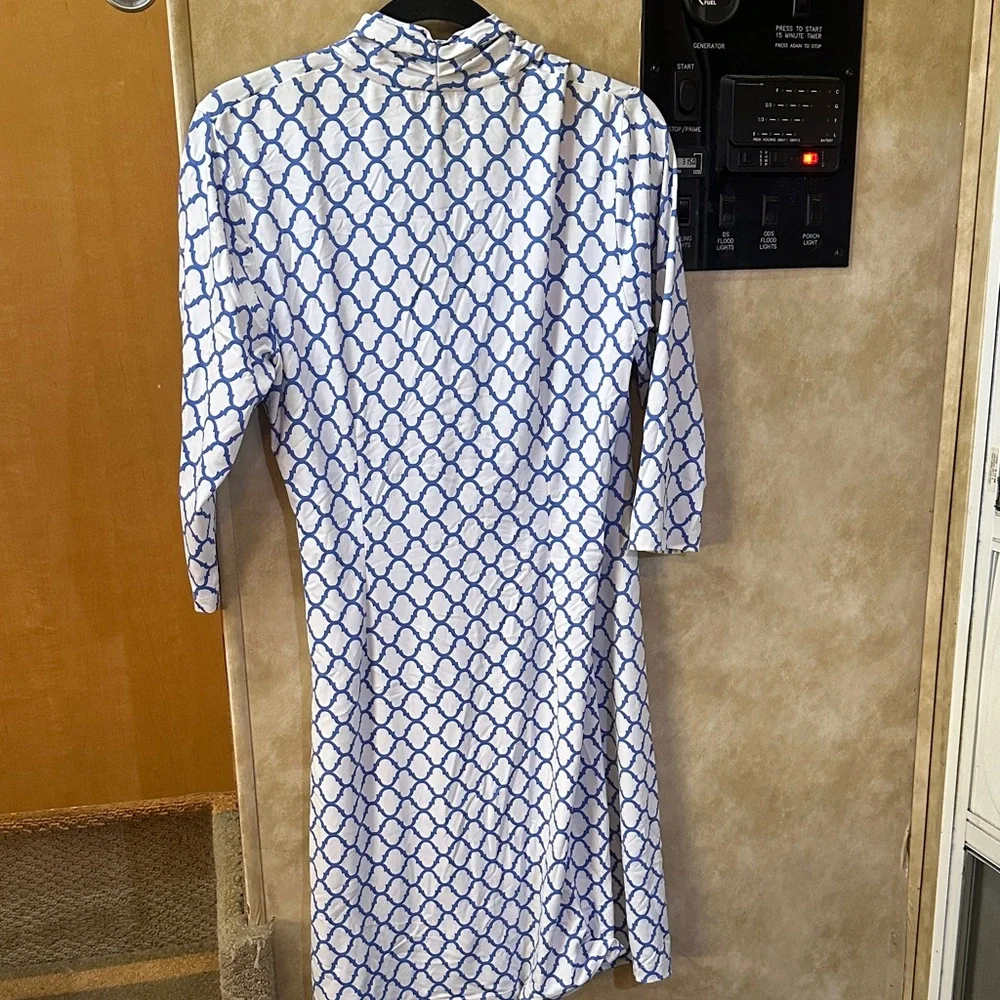 J. McLaughlin Long Sleeve Blue and White Dress - Picture 4 of 4